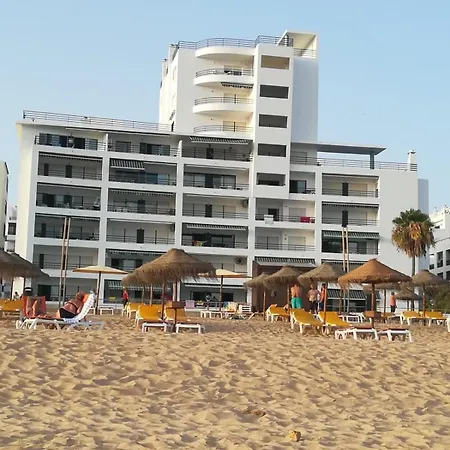 Beachfront Flat With Pool Apartment Quarteira Exterior photo